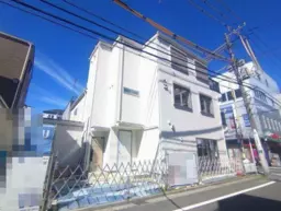 弘明寺駅 徒歩9分  9月完成新築 1階店舗外観