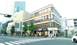 上大岡駅徒歩4分　飲食不可外観