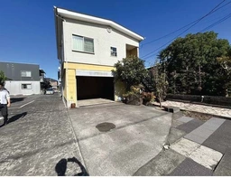 センター南駅徒歩15分　業態相談外観