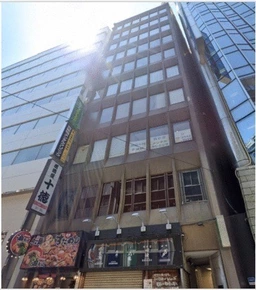 新宿西口駅 徒歩3分 スケルトン物件 【飲食不可】外観