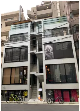 麻布十番駅 徒歩3分 スケルトン物件 【飲食可】※1階部分（半地下）となります外観