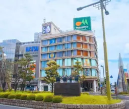 岩槻駅 徒歩1分 スケルトン物件 【飲食不可】外観