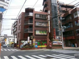 西所沢駅徒歩2分/「西所沢駅入口」交差点に面す事務所・店舗仕様物件【飲食不可】外観