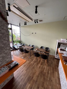 駅徒歩3分!!インドカレー店居抜き物件外観