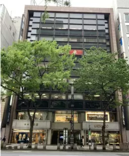銀座駅 徒歩1分 事務所居抜き物件 【飲食不可】前面ガラス張り