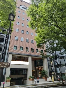 新横浜駅 徒歩2分 1F事務所仕様物件 【飲食業種可否相談中】外観