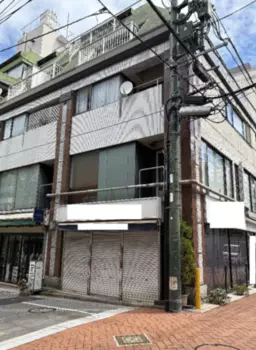 【KKM0822】人気の元町エリア1階店舗募集！スケルトン物件！1階路面店！外観