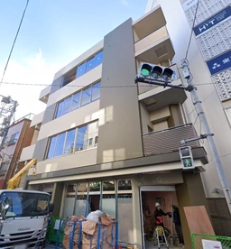 千歳烏山駅徒歩2分 視認性良いビル2階[11330]外観