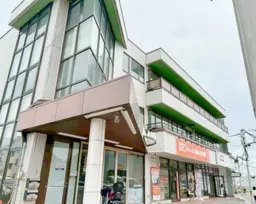 ■七里駅 徒歩3分 スケルトン物件 【飲食不可(同建物内にアジア食品店入居中のためそれ以外を希望)】外観