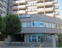 センター南駅 徒歩3分 スケルトン物件 【業種相談】外観