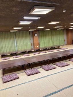 「鴻巣駅」徒歩1分! 2階レストラン3階多目的に活用可!外観