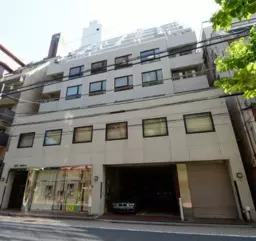 新宿御苑前駅 徒歩2分 5F〈501号室〉セットアップオフィス仕様物件 【飲食不可】外観