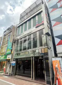 自由が丘駅 徒歩1分駅至近 B1-1F一括貸し 店舗物件 【飲食可】外観