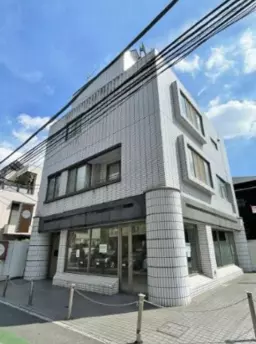 外苑前駅 徒歩3分 1階路面店舗 【軽飲食可】外観