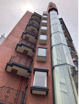 飯田橋駅徒歩1分　飲食不可外観