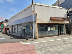 江古田駅、1階路面 間口:約13m 重飲食可能外観