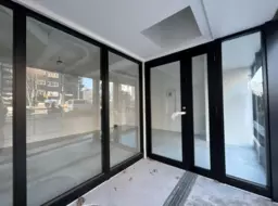 東中野駅 徒歩2分 山手通り沿い 1F〈102区画〉スケルトン物件【軽飲食可】