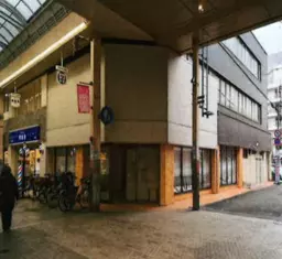尼崎駅 徒歩9分 尼崎中央商店街沿いの角地 1F店舗物件 【飲食可】外観