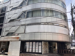 駅近ダイニングレストランの綺麗な居抜き!約102.22坪!!外観