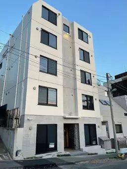 雑司が谷駅 徒歩3分 １階路面スケルトン物件 【飲食可】保証人不要　角部屋外観