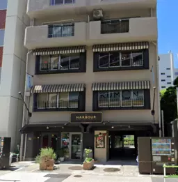 田町駅 徒歩10分◆サービス店舗相談可◆貸会議室&ルーフトップ無料利用可◆エアコン設置済◆フルリノベーション済◆外観