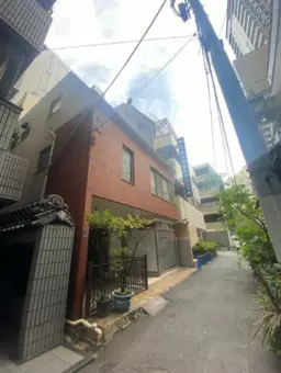 飯田橋駅 徒歩3分 １階路面スケルトン物件 【飲食不可】外観