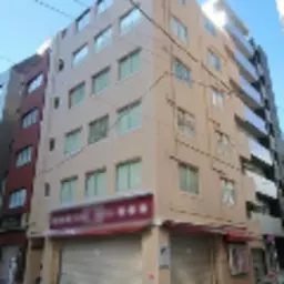 神田駅 徒歩2分 化粧品・ドラッグストア居抜き 【飲食可】カフェ・テイクアウト専門店ご相談可(においや煙の強い調理不可)外観