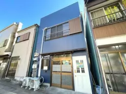 【子安駅徒歩４分】居抜き物件です。ぜひご内覧ください♩外観