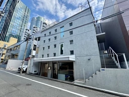 六本木駅 徒歩6分 現況:バー居抜き物件 【何業も可】外観