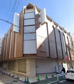 自由が丘駅 徒歩2分 駅近の繁華街中心部の大型ビル 6階