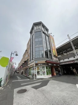 自由が丘駅 徒歩1分 スケルトン物件 【飲食不可】外観