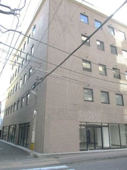 立川駅 徒歩6分/角地の路面店/天高2.5m以上【軽飲食可】外観