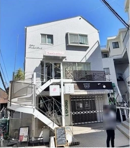 代官山駅 徒歩1分 現況:レストラン 飲食居抜き物件 【飲食可】代官山」駅北口改札の目の前