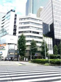 新橋駅 徒歩1分 駅前1階路面店舗 【重飲食可(※制限あり)】看板設置応相談外観