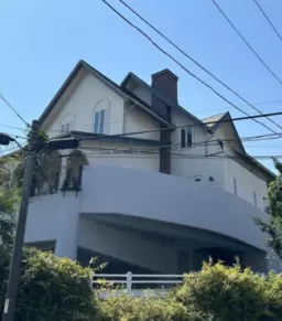 ■元町・中華街駅 徒歩15分 バス停 本郷町 停歩3分 現況:居住用テラスハウス賃貸の事業用貸し物件 【軽飲食可】外観
