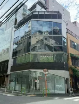 麻布十番駅 徒歩1分 現況:カフェ 飲食居抜き物件 【飲食相談】外観