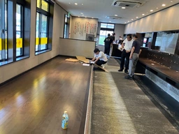 坂戸のロードサイドラーメン店＋オフィス・住居（駐車場拡大可能）外観