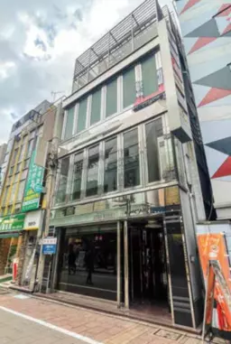 自由が丘駅1分マリクレール通り入って3軒目のB1~1階38坪テナント!業種幅広くご相談可能【飲食相談可能】外観