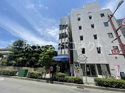 茨木駅近く1階路面店舗外観