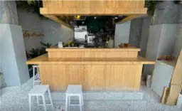 蔵前駅 徒歩5分 現況:カフェ 飲食居抜き物件 【業種相談】/中華・焼肉・焼鳥・炭火使用不可/営業時間制限:24時迄外観