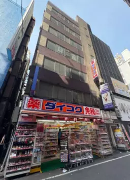 新宿駅 徒歩5分 歌舞伎町エリアのど真ん中 4F〈401区画〉スケルトン物件 【軽飲食可】外観