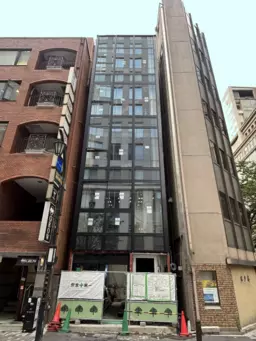 日本橋髙島屋すぐ目の前!飲食店OKな空中階店舗です。【日本橋駅徒歩2分・重飲食可】外観