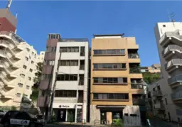 ◆広尾駅徒歩4分・外苑西通り沿い◆エステ・整体、美容業他、サービス店舗ご相談可◆事務所仕様引き渡し外観