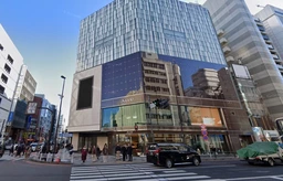 新宿三丁目交差点角地の8階です!クリニック、物販店舗、サービス店舗に最適!飲食店も軽飲食であれば相談可能です!