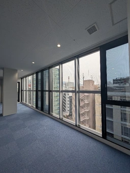 新築未入居｜1フロア1貸室・即入居可能なオフィス区画外観