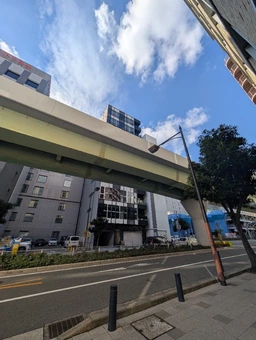 オフィス仕様の貸室内は清潔未使用です外観