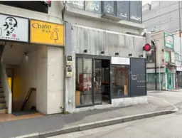 巣鴨駅 徒歩1分 現況:居酒屋 飲食居抜き物件 【重飲食可】巣鴨駅前ロータリーで早期認知可 天井⾼く内装美麗な居酒屋居抜外観