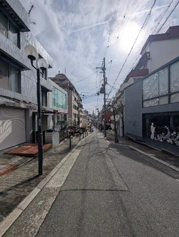 北野異人館エリア・ハンター坂｜地下区画外観