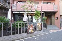 ◆西葛西駅徒歩10分◆ダイニングバー居抜き・無償譲渡!◆大型商業施設・動物園近くで人通り多数◆重飲食可◆深夜営業可外観