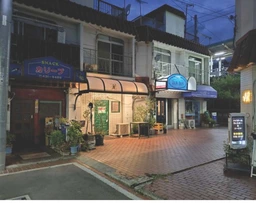 菊名駅徒歩2分 スナック居抜き外観
